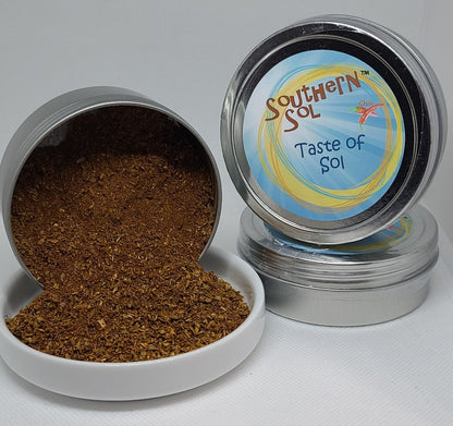 Taste of Sol Chili Seasoning - Southern Sol Tin with picture of the ground spices